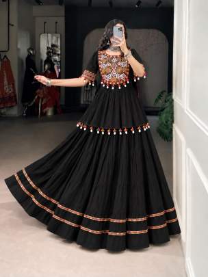 Black Color navratri outfit 2026, skirt set manufacturer