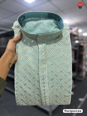 Fashionable Embroidered Kurta For Men