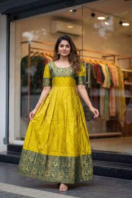 Heavy Lichi Silk Jacquard Gown – Festive & Party Wear