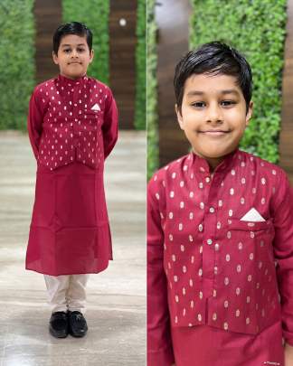 LAADU-RED KIDS COTTON WITH FOIL PRINT BUTTI KURTA ATTACHED KOTI WITH BUTTON