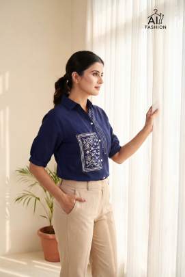 Perfect for office & daily wear Women's Shirt