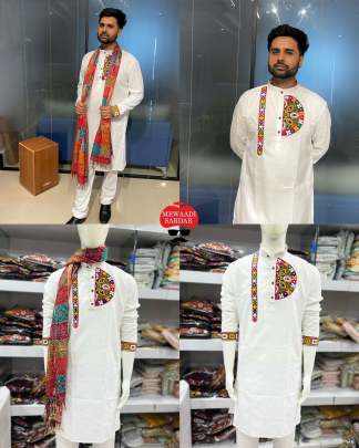 Stylish men’s kurta with back pattern