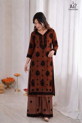 chikankari kurti set