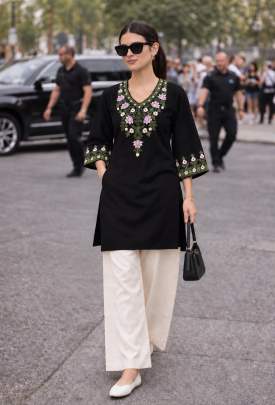 women Short kurti clothing manufacturer Surat